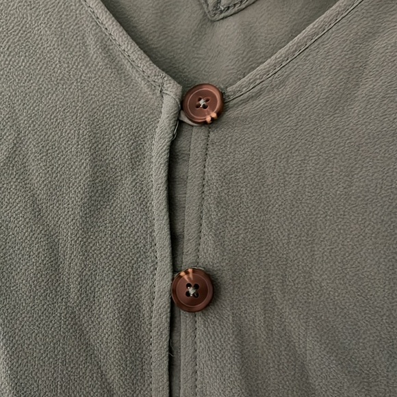 Blue green blouse - Picture 3 of 4